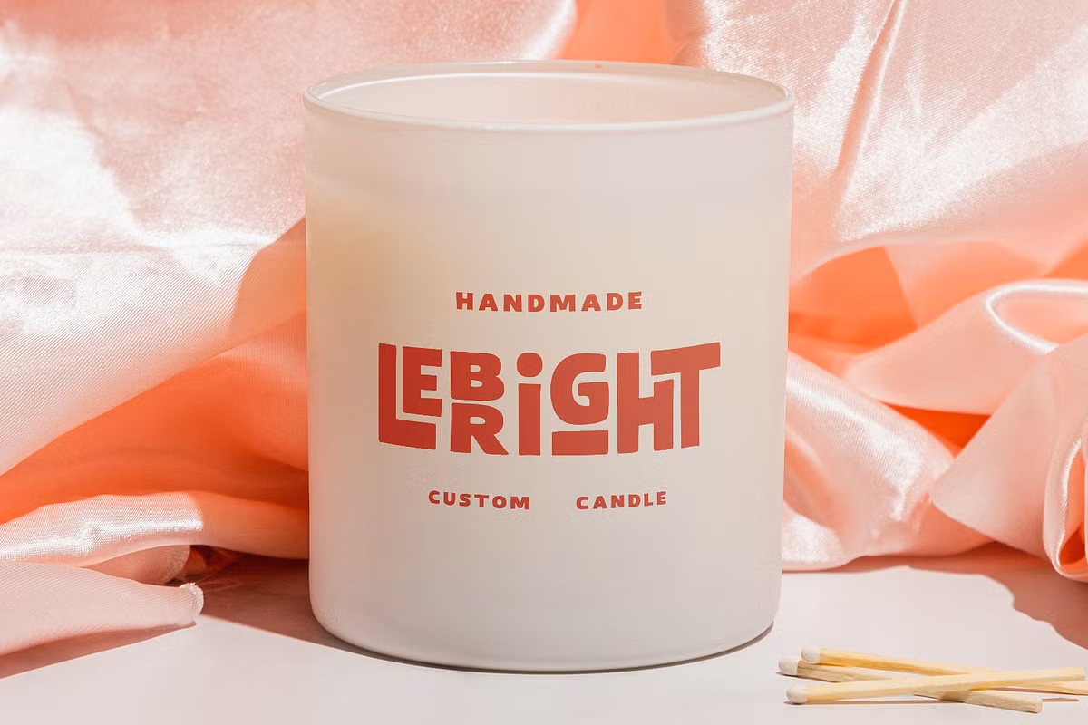 Sample of Thierry Leonie font style in use