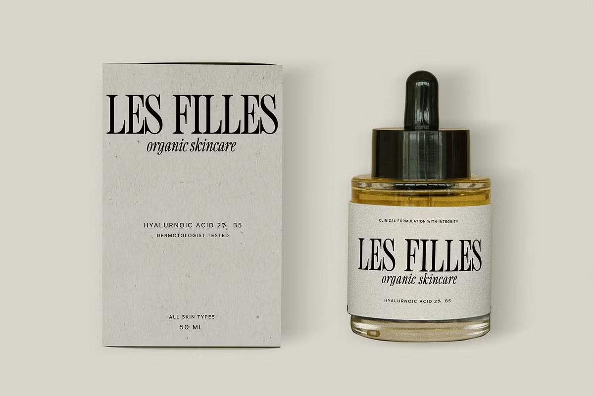 Example of Sailing Club typeface in use