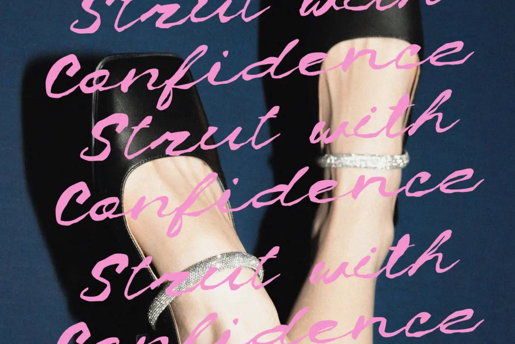 Dirty Luxe specimen — Design style